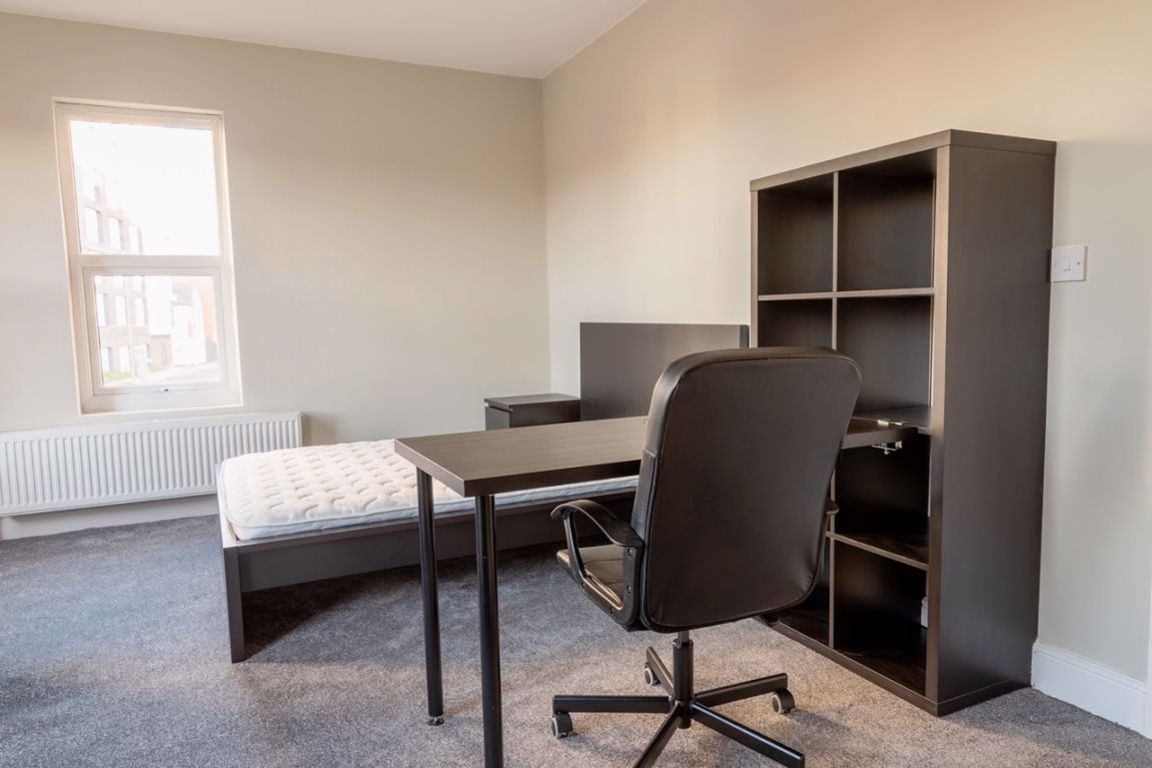 6 bed student house to rent on Vauxhall Road, Liverpool, L3 6BL StuRents