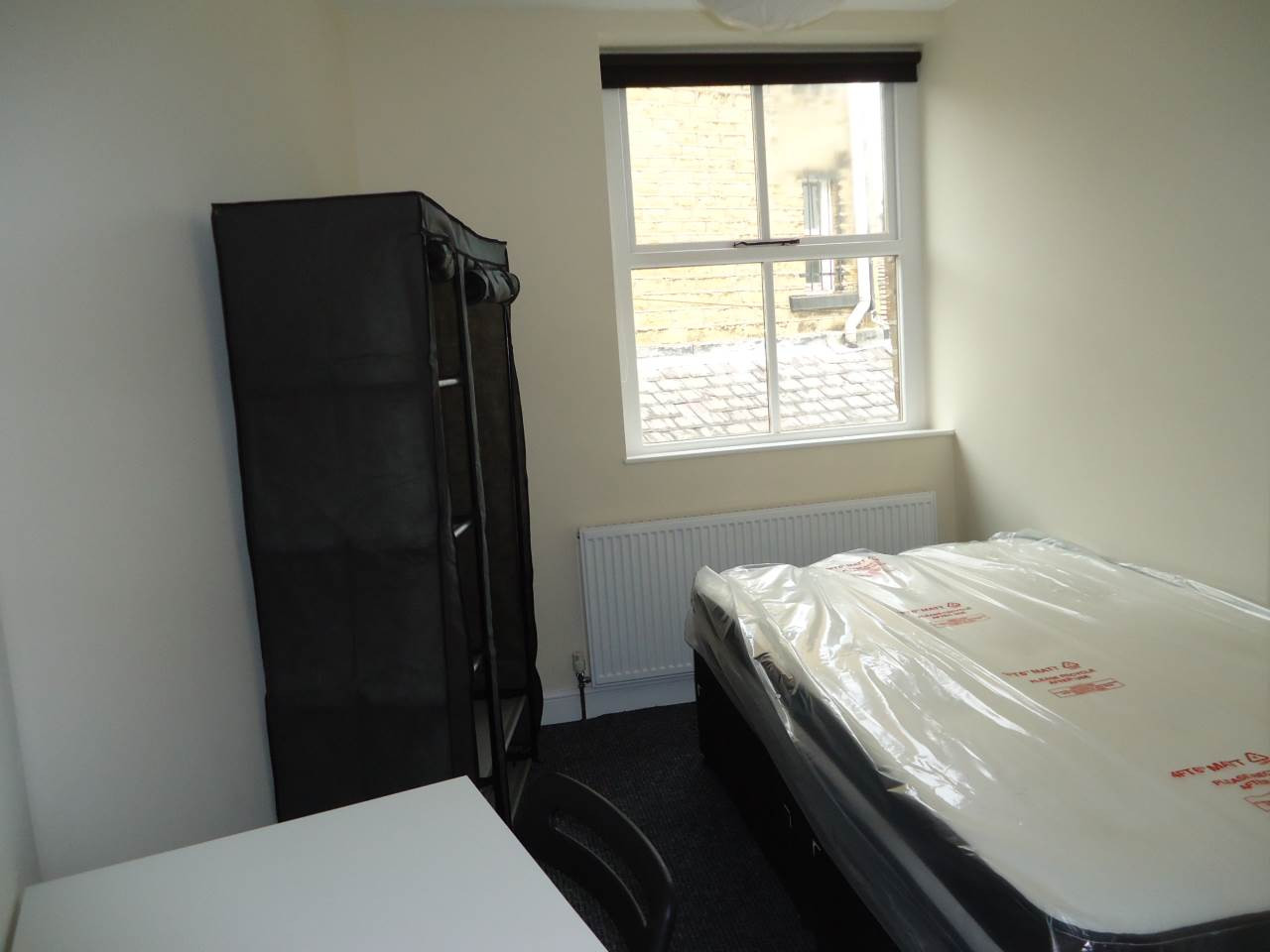 5 bed student house to rent on Greenhead Road, Huddersfield, HD1 4EN