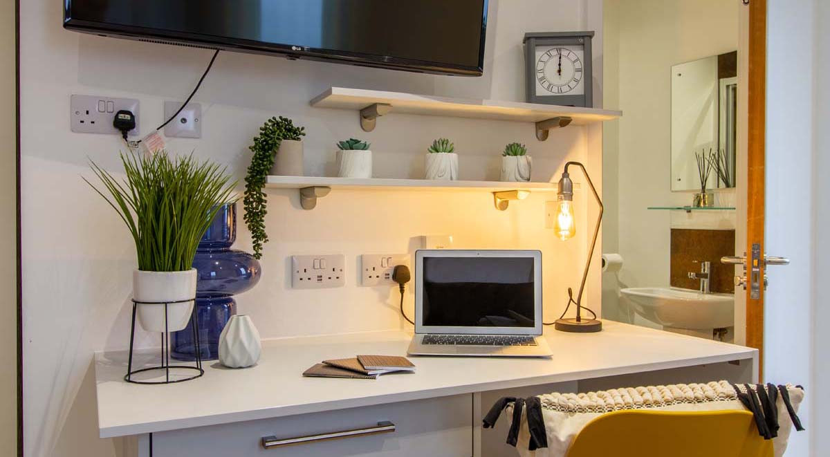 Standard Ensuite student 1 bed flat to rent on Ilkeston Road, Canning