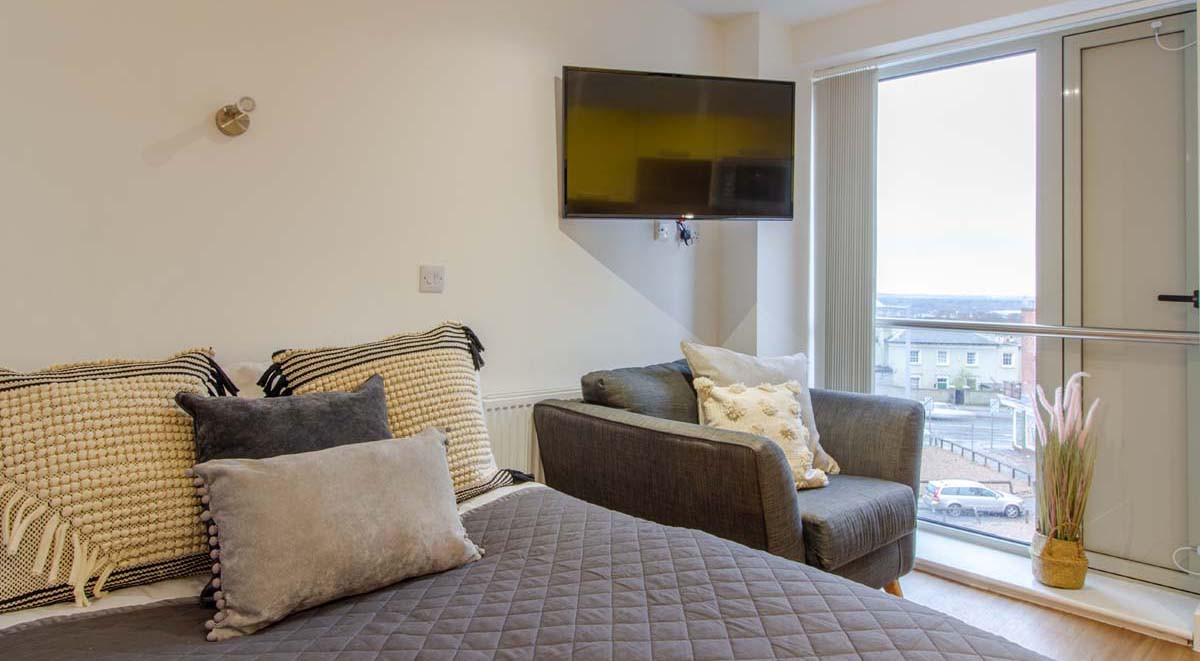 Classic Studio student flat to rent on Ilkeston Road, Canning Circus