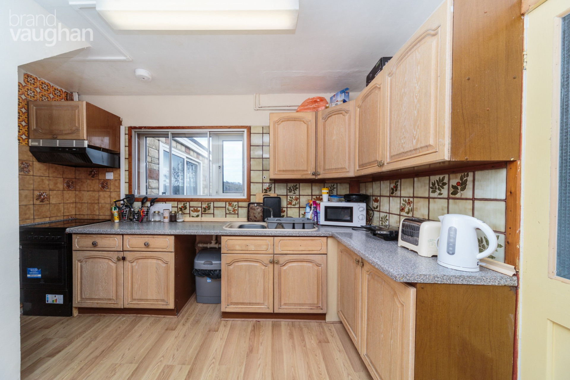 4 bed student house to rent on Hawkhurst Road, Brighton, BN1 9EA StuRents