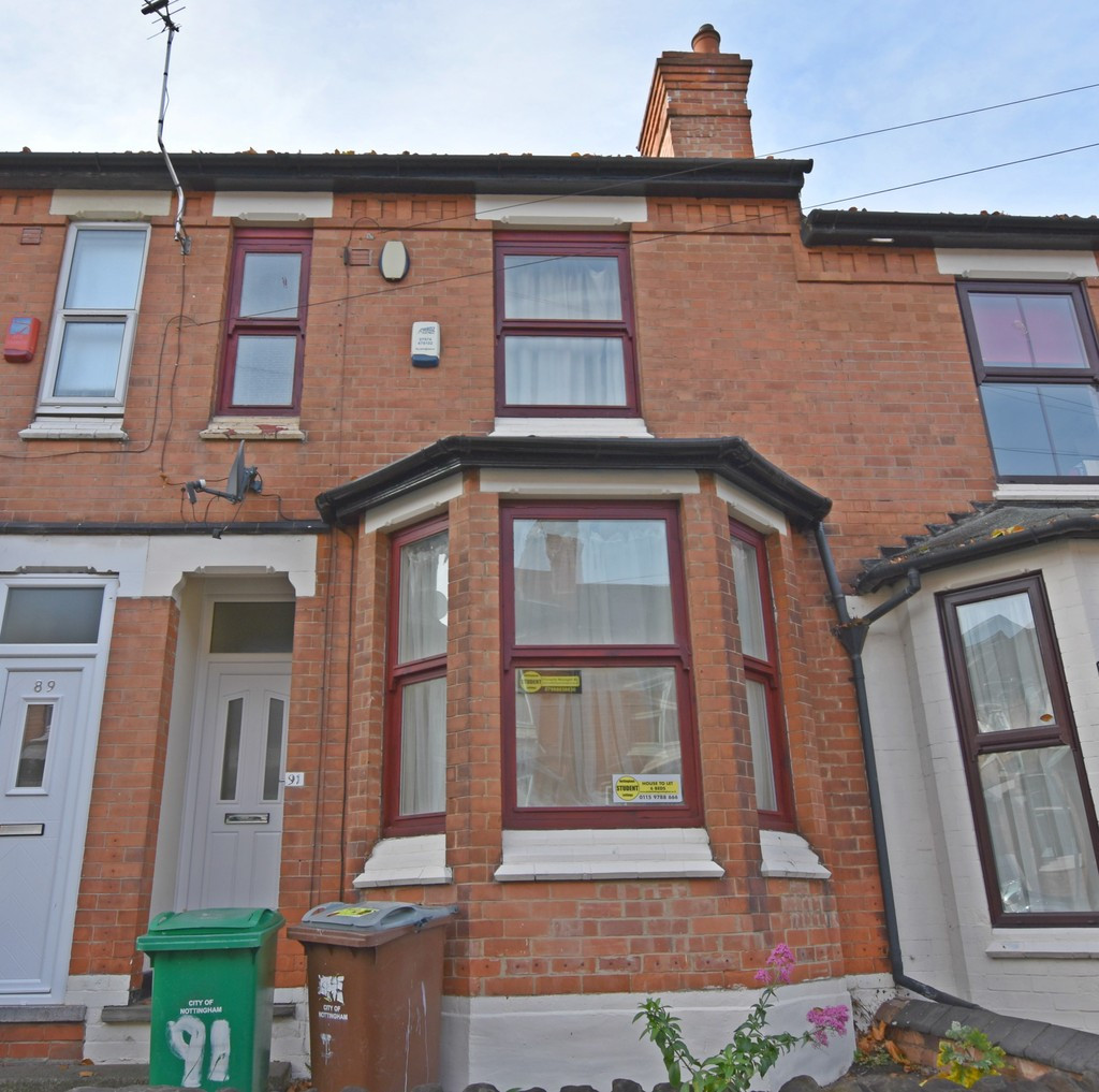 6 bed student house to rent on Rothesay Avenue, Nottingham, NG7 1PW