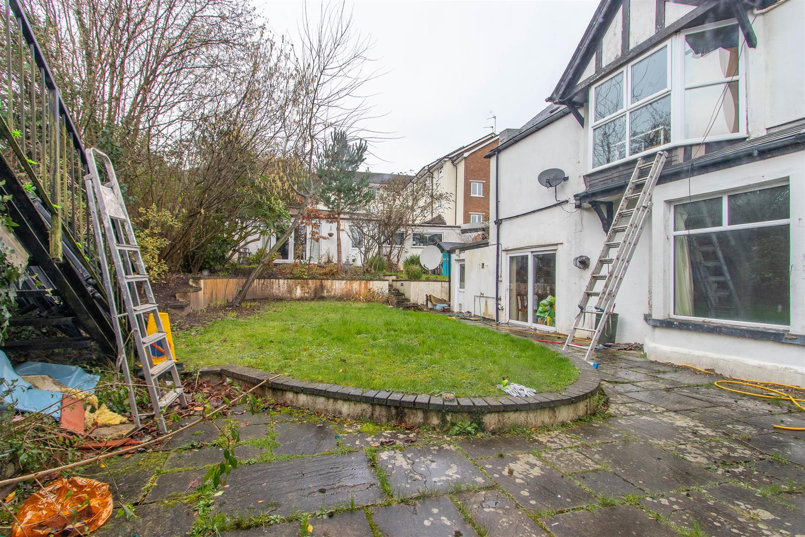 5 bed student house to rent on Lake Road West, Cardiff, CF23 5PJ StuRents