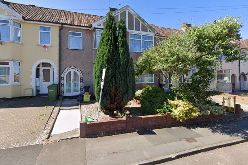 4 bed student house to rent on Mackie Road, Bristol, BS34 7NA StuRents