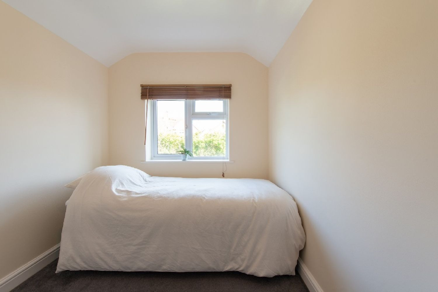 4 bed student house to rent on Elmore Road, Horfield, Bristol, BS7 9SB