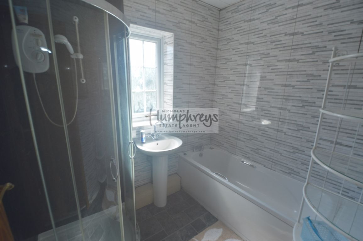 4 bed student house to rent on Matthew Bank, Newcastle, NE2 3RD StuRents