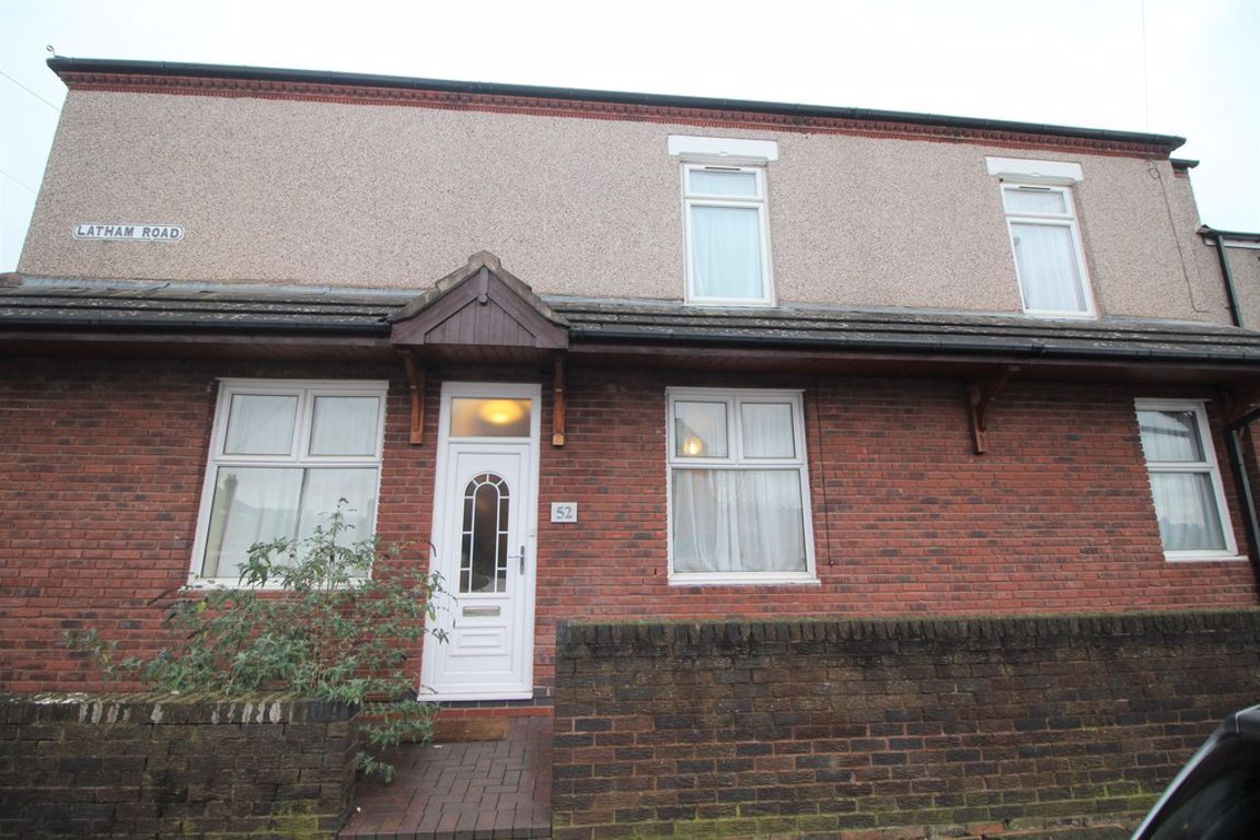 5 bed student house to rent on Latham Road, Coventry, CV5 6HR StuRents