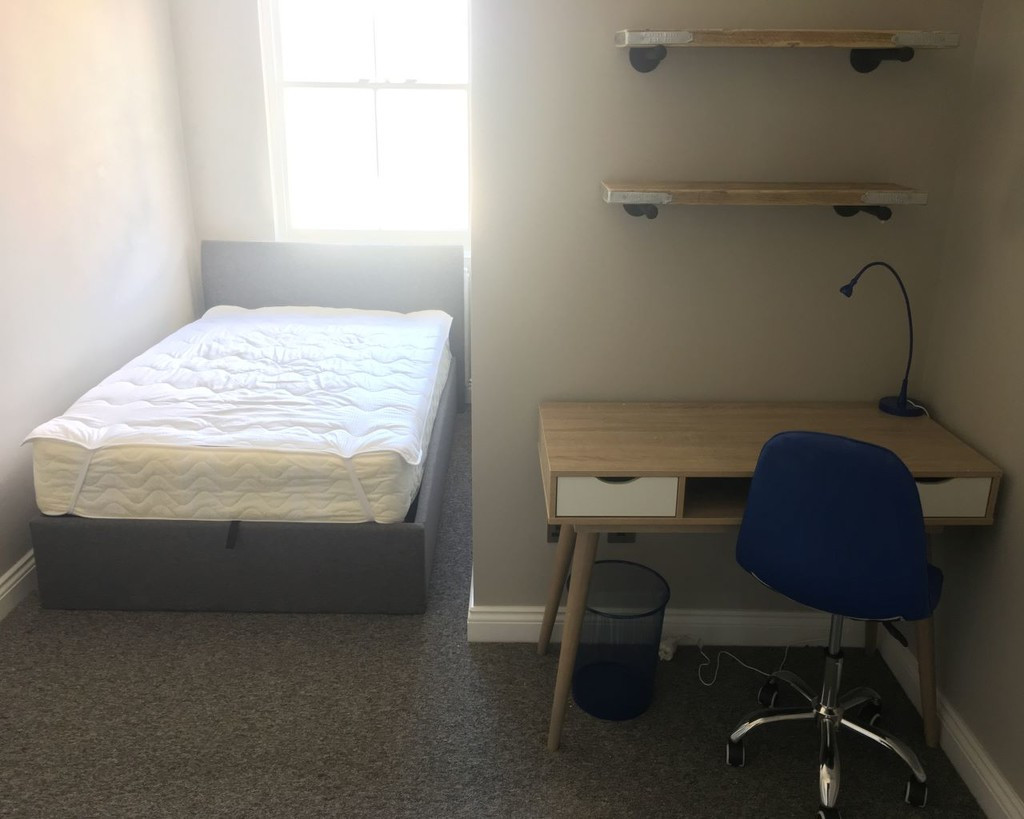 6 bed student house to rent on Eastern Road, Brighton, BN2 5JJ StuRents