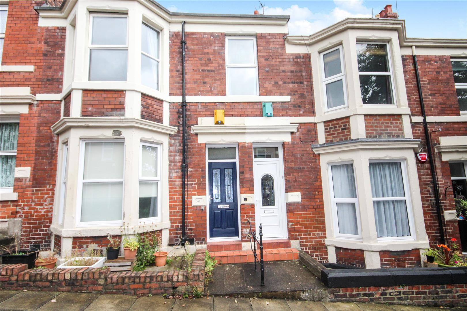 5 bed student house to rent on Amble Grove, Newcastle, NE2 1NY StuRents