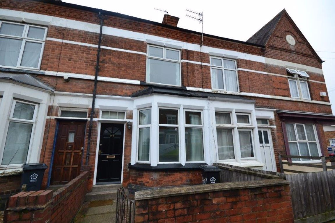 3 bed student house to rent on Knighton Fields Road East, Leicester