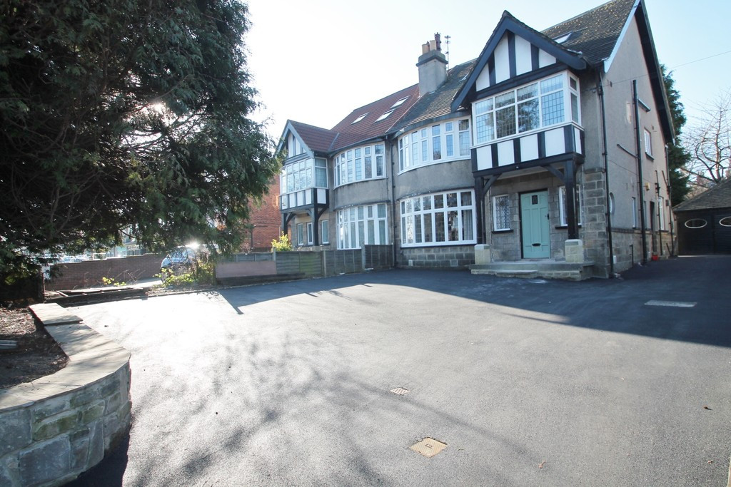 2 bed student house to rent on Otley Road, Leeds, LS6 3PX StuRents