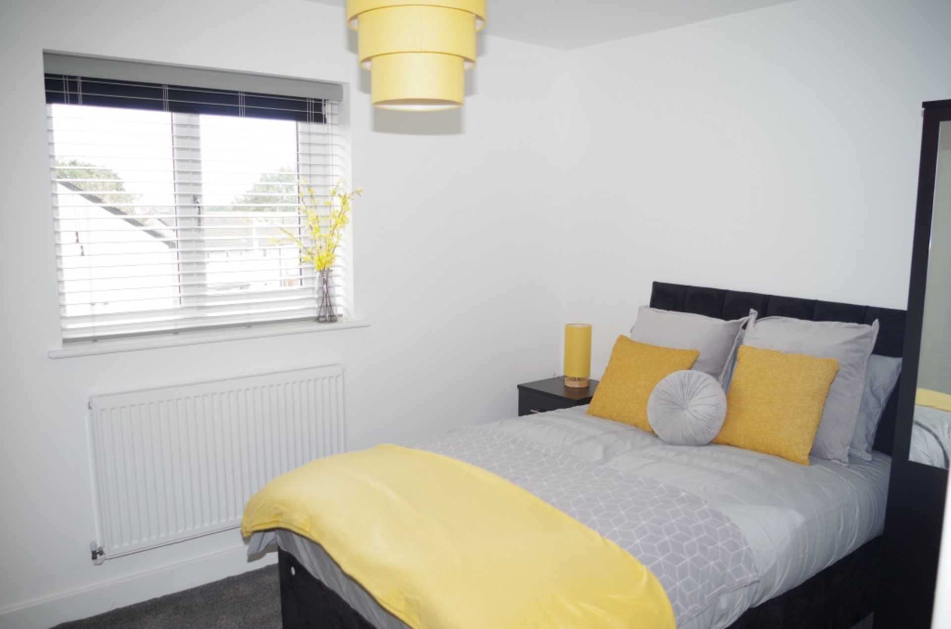 4 bed student house to rent on Moorcroft Gardens, Bolton, BL2 2HX StuRents