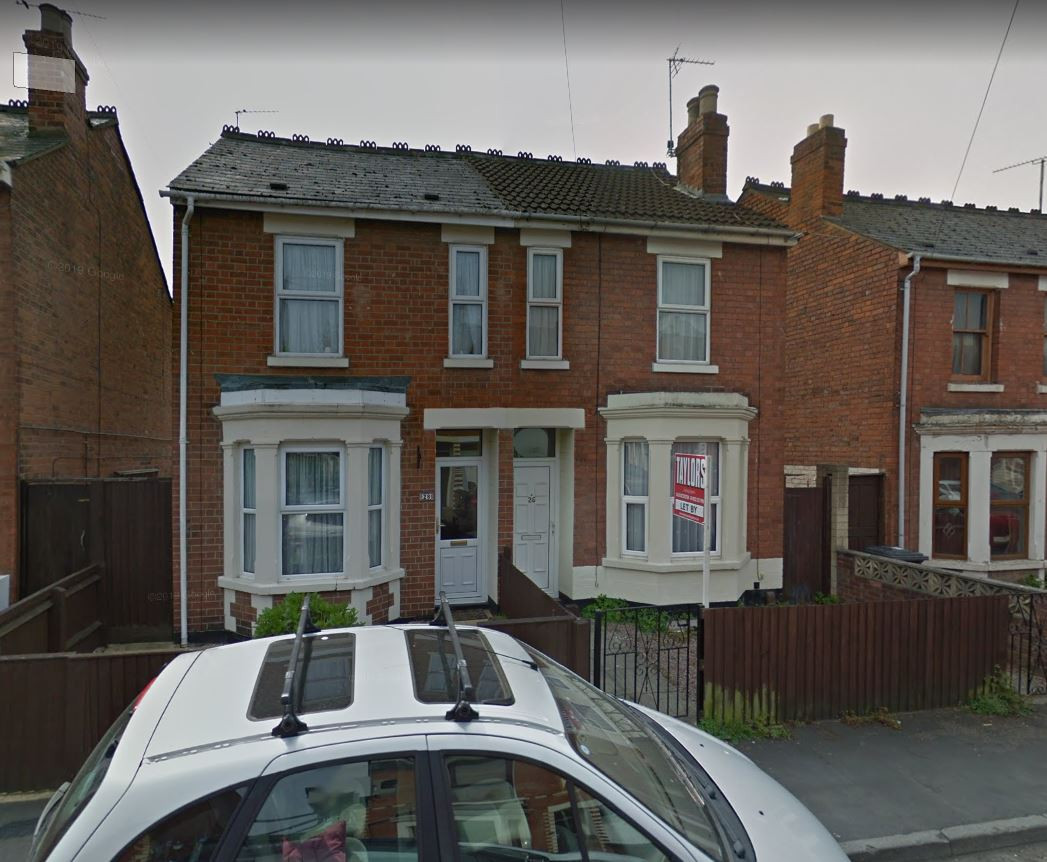 4 bed student house to rent on Tudor Street, Gloucester, GL1 5HP StuRents