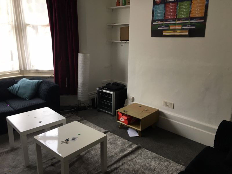 7 bed student house to rent on Cromwell Road, Bristol, BS6 5HA StuRents