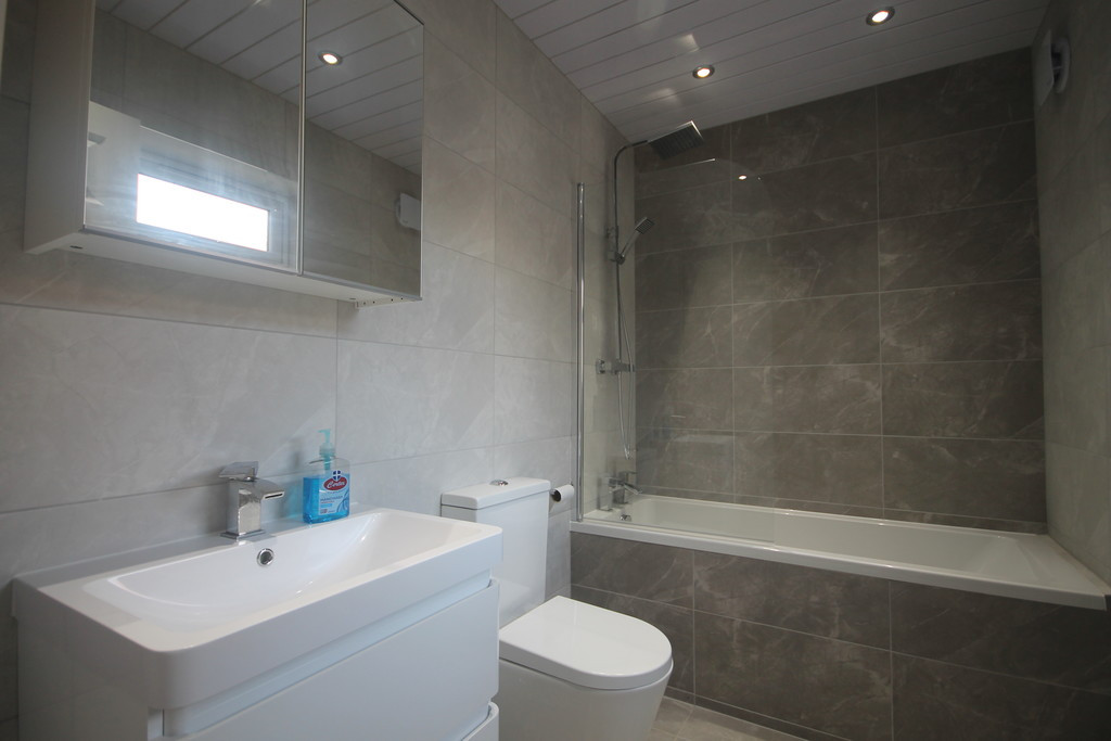 4 bed student house to rent on Warwick Street, Leicester, LE3 5SF