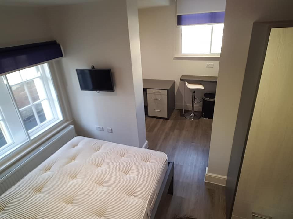 Student studio flat to rent on City Centre, Swansea, SA1 3LP StuRents
