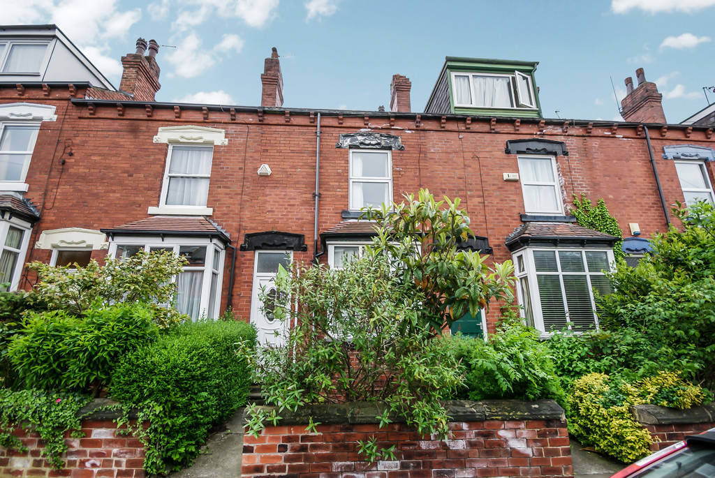 4 bed student house to rent on Bentley Grove, Leeds, LS6 4AT StuRents