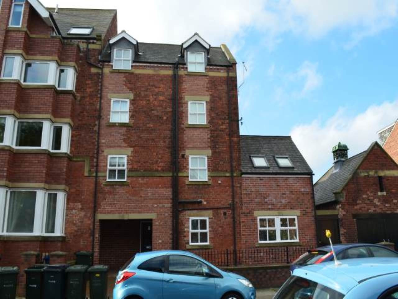 Student studio flat to rent on Flat 5, Newcastle, NE2 2AH StuRents
