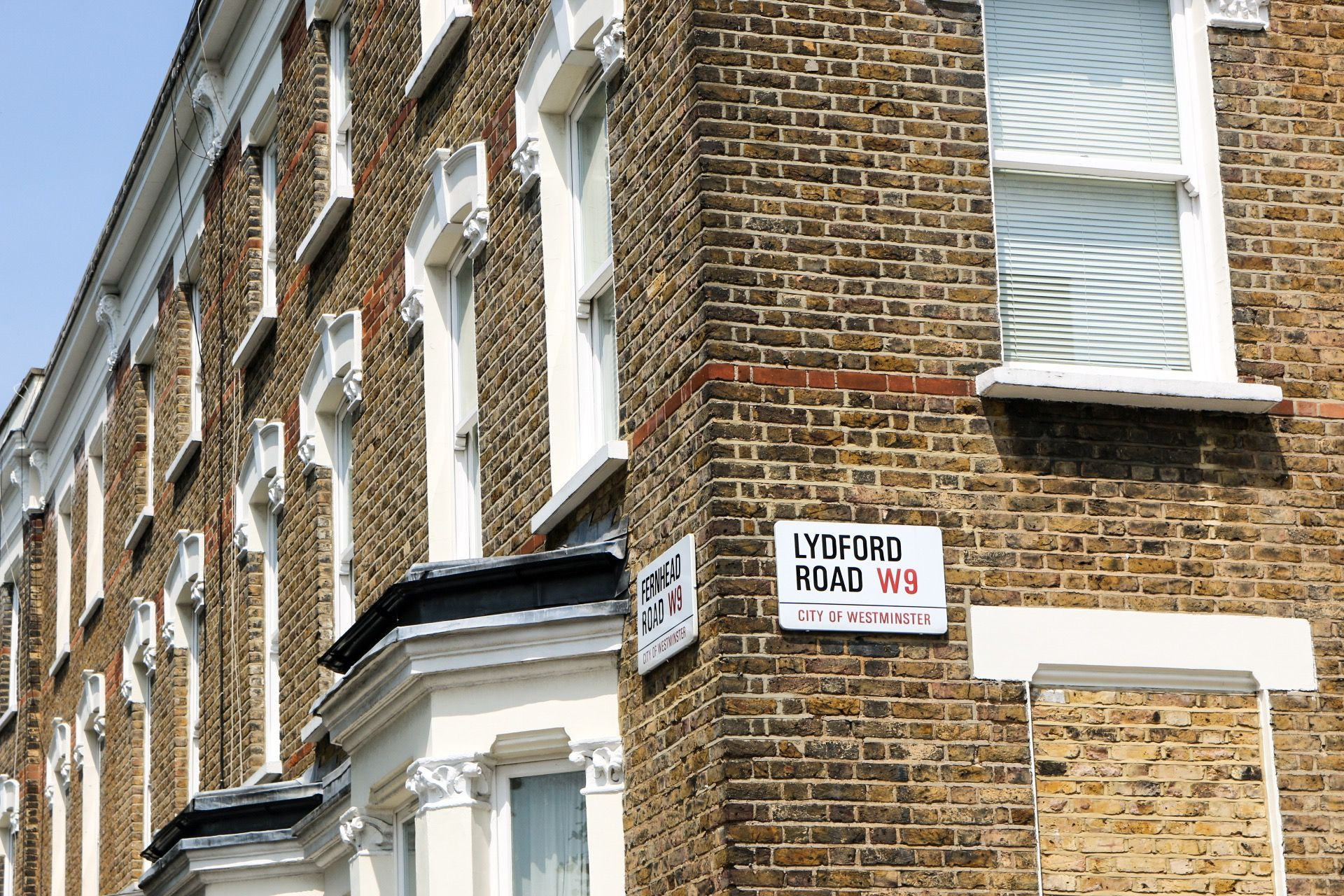 1 bed student house to rent on ROOM E, FLAT 47B LYDFORD ROAD, London