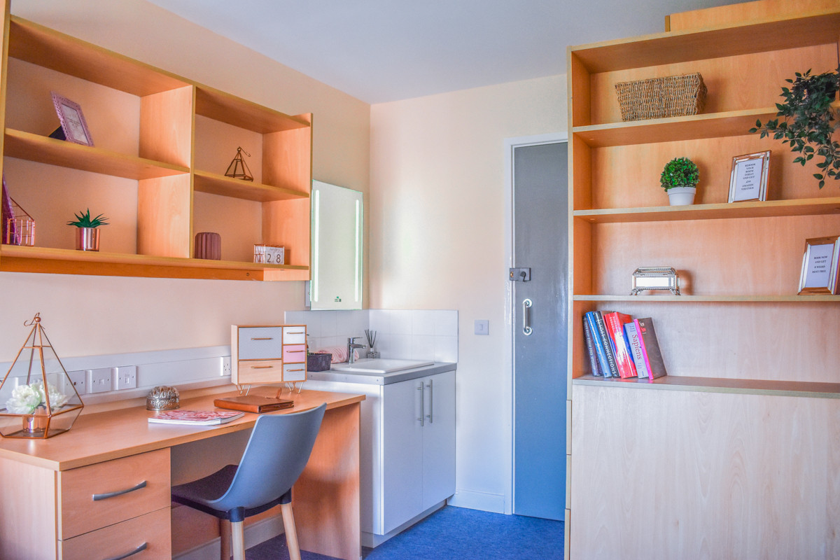 Superior Non Ensuite Student 7 Bed Flat To Rent On Catharine Street Superior Non Ensuite Student 7 Bed Flat To Rent On Catharine Street