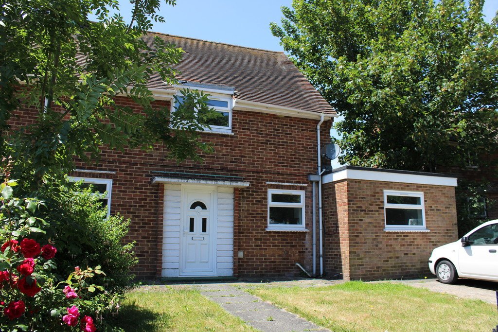 6 bed student house to rent on Coldean Lane, Brighton, BN1 9GE StuRents