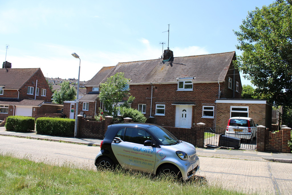 6 bed student house to rent on Coldean Lane, Brighton, BN1 9GE StuRents