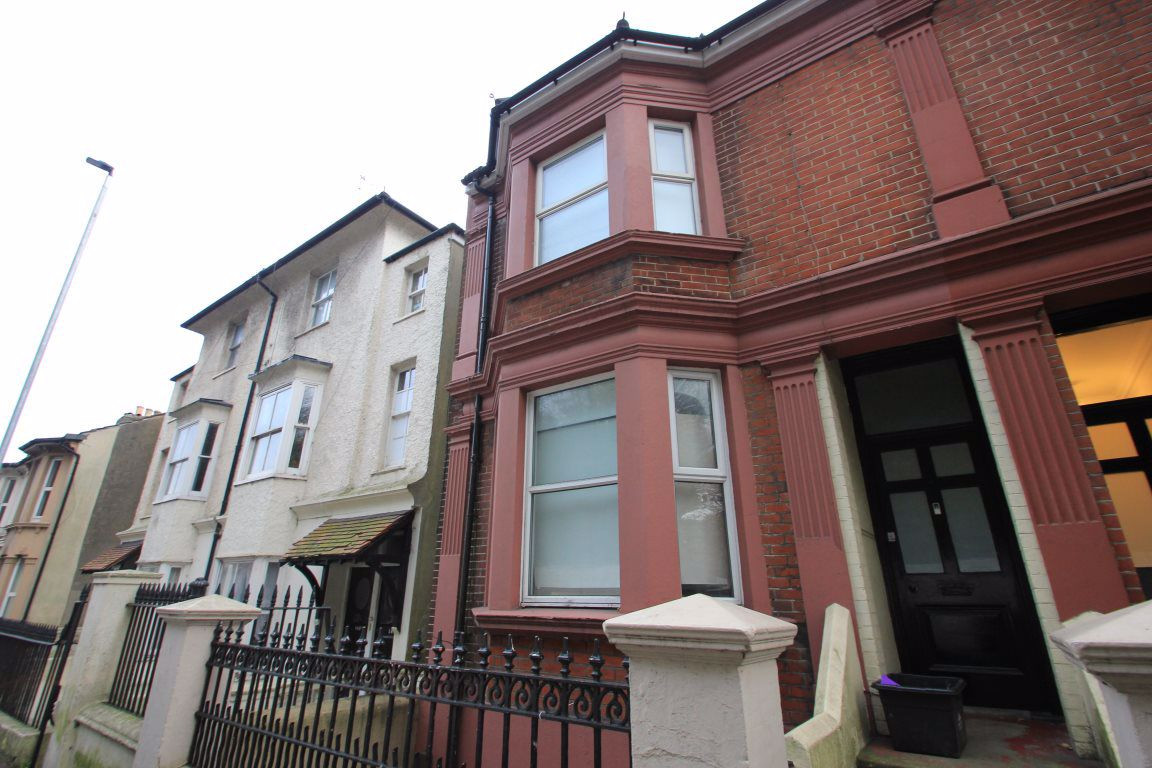 6 bed student house to rent on Upper Lewes Road, Brighton, BN2 3FB
