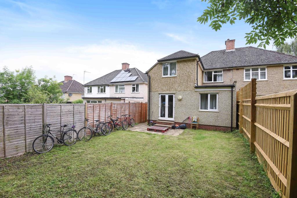 5 bed student house to rent on Headley Way, Oxford, OX3 0LU StuRents