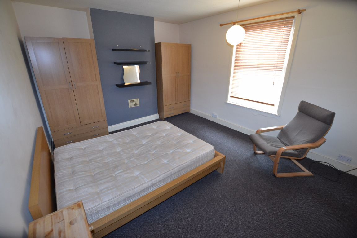 2 bed student house to rent on Drewry Lane, Derby, DE22 3QT StuRents
