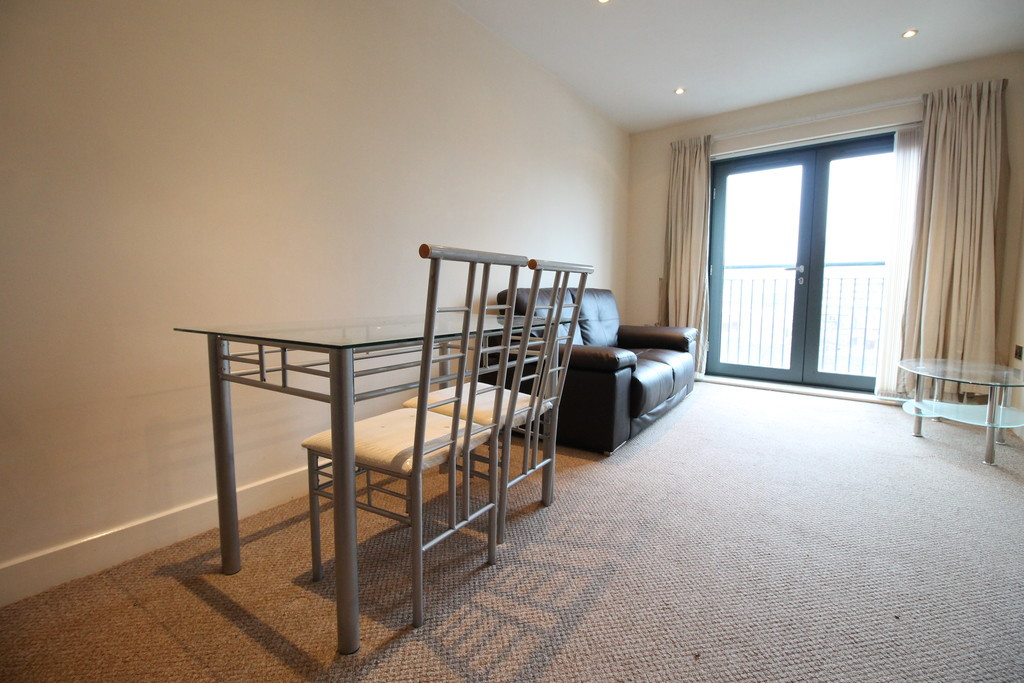 Student studio flat to rent on The Habitat, Nottingham, NG1 1GH StuRents