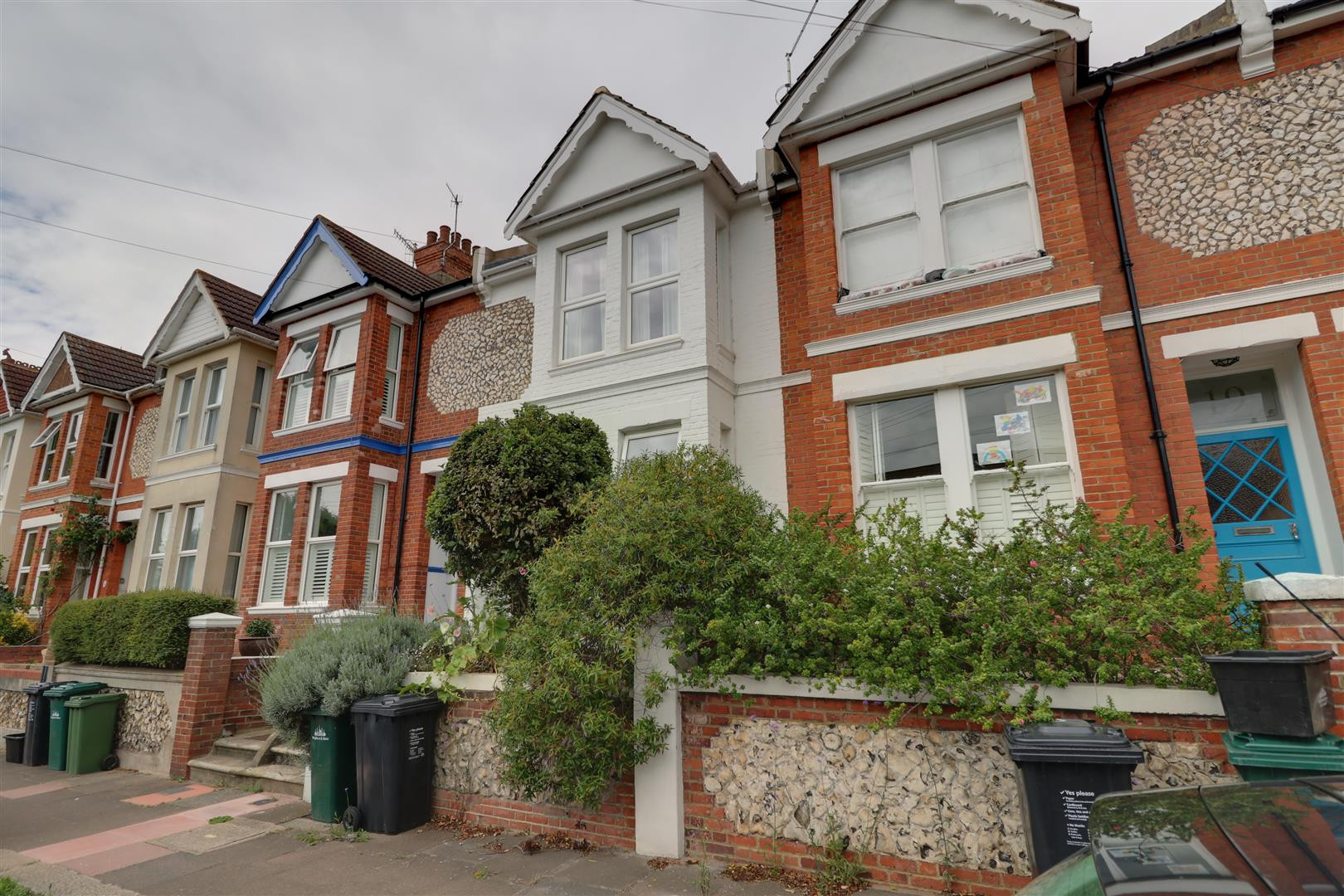 4 bed student house to rent on Loder Road, Brighton, BN1 6PL StuRents