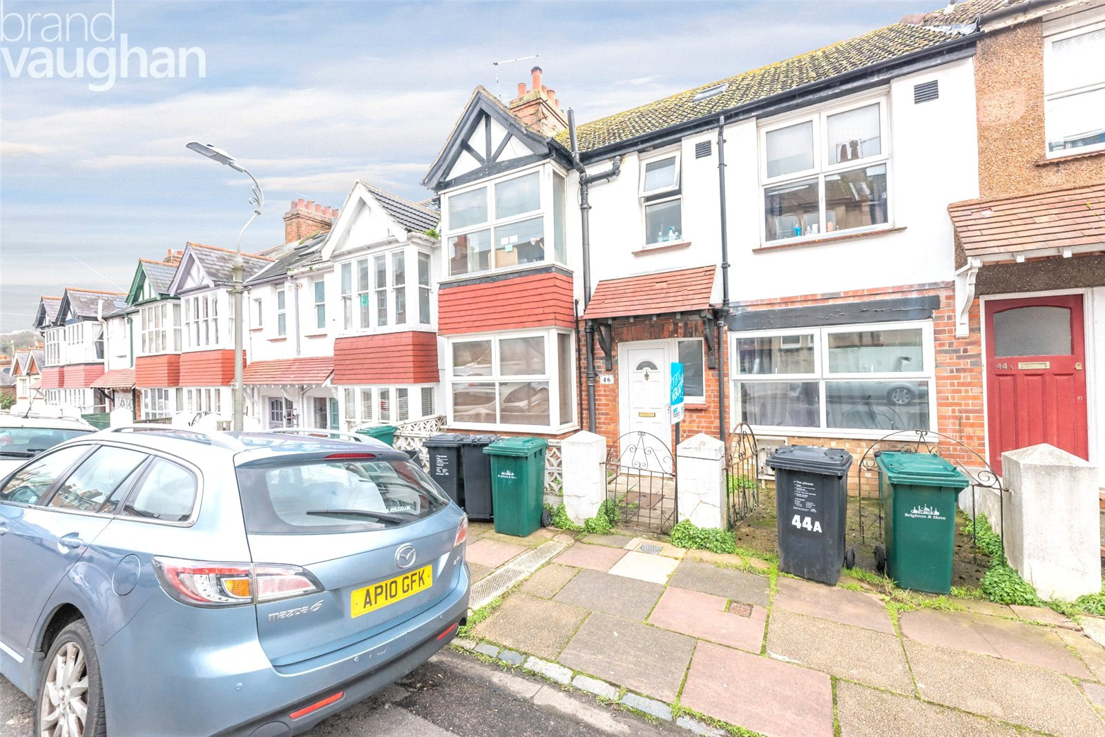 8 bed student house to rent on Stanmer Park Road, Brighton, BN1 7JJ