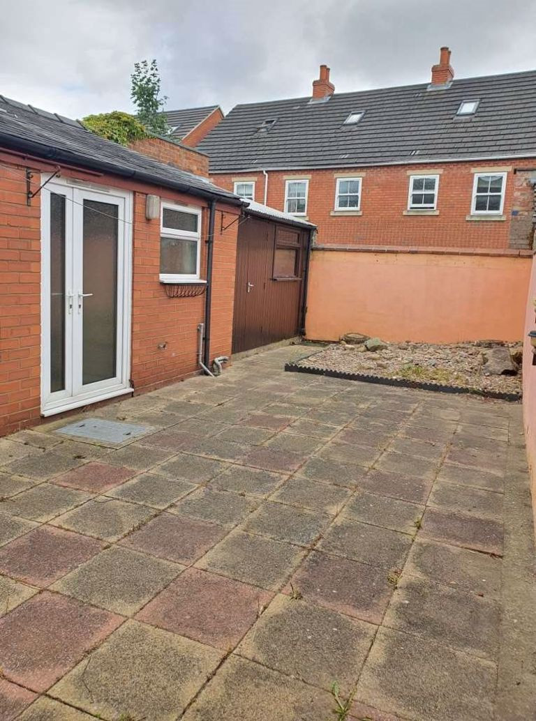 4 bed student house to rent on Cranwell Street, Lincoln, LN5 8BH StuRents