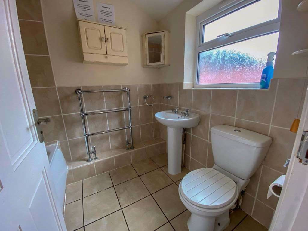 4 bed student house to rent on Cranwell Street, Lincoln, LN5 8BH StuRents