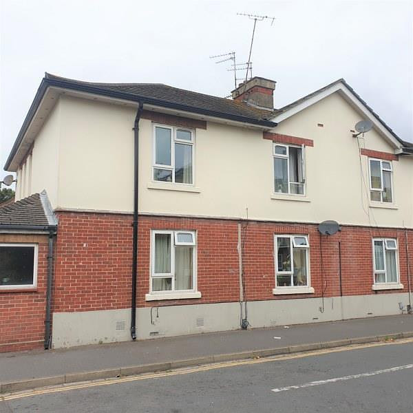 2 bed student house to rent on St Faiths Road, Portsmouth, PO1 1EE