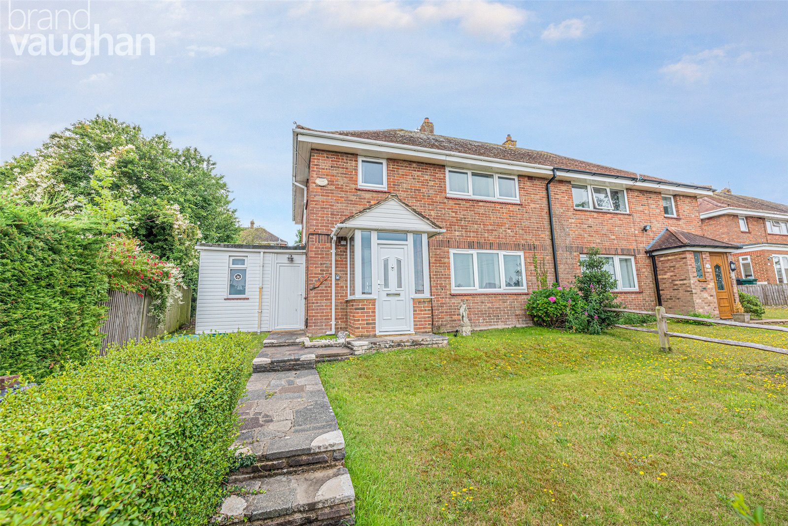 5 bed student house to rent on Crabtree Avenue, Brighton, BN1 8DG