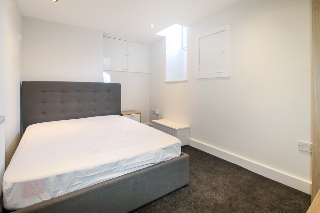 Student studio flat to rent on Morris Lane, Leeds, LS5 3JT StuRents