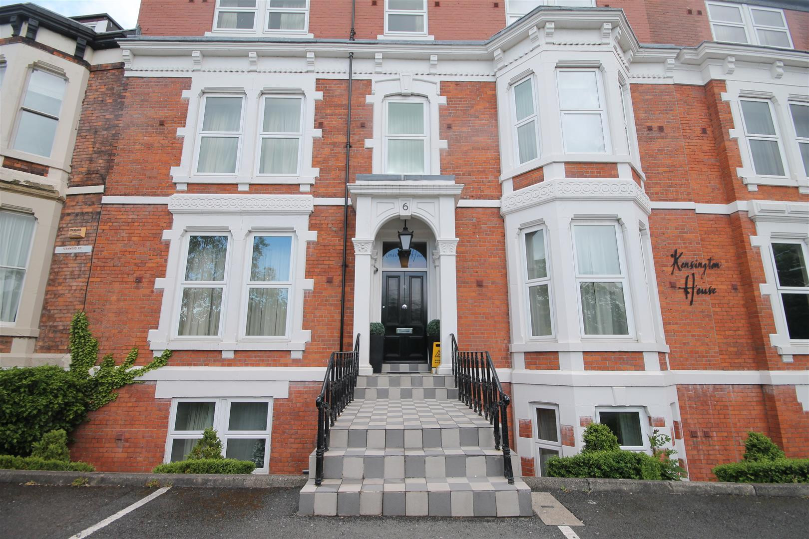 2 bed student house to rent on 6 Osborne Road, Newcastle, NE2 2AA