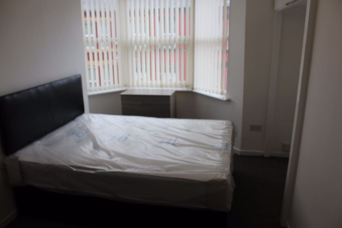 4 bed student house to rent on Egerton Road, Liverpool, L15 2HW StuRents