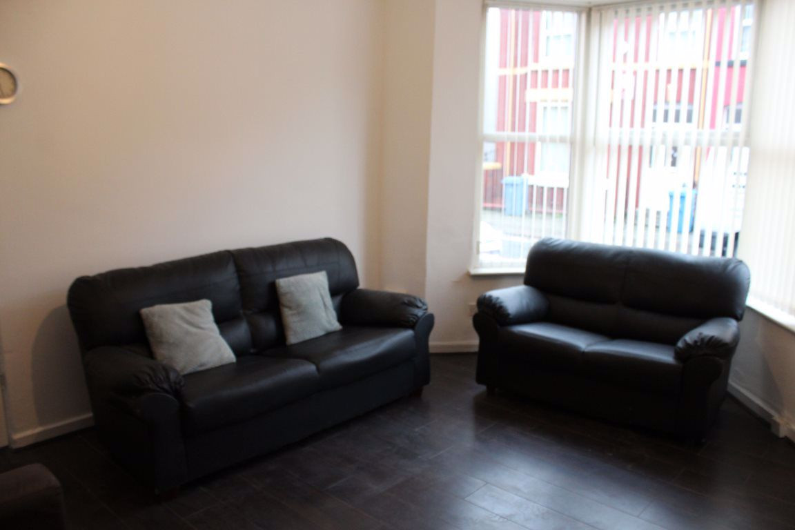 4 bed student house to rent on Egerton Road, Liverpool, L15 2HW StuRents