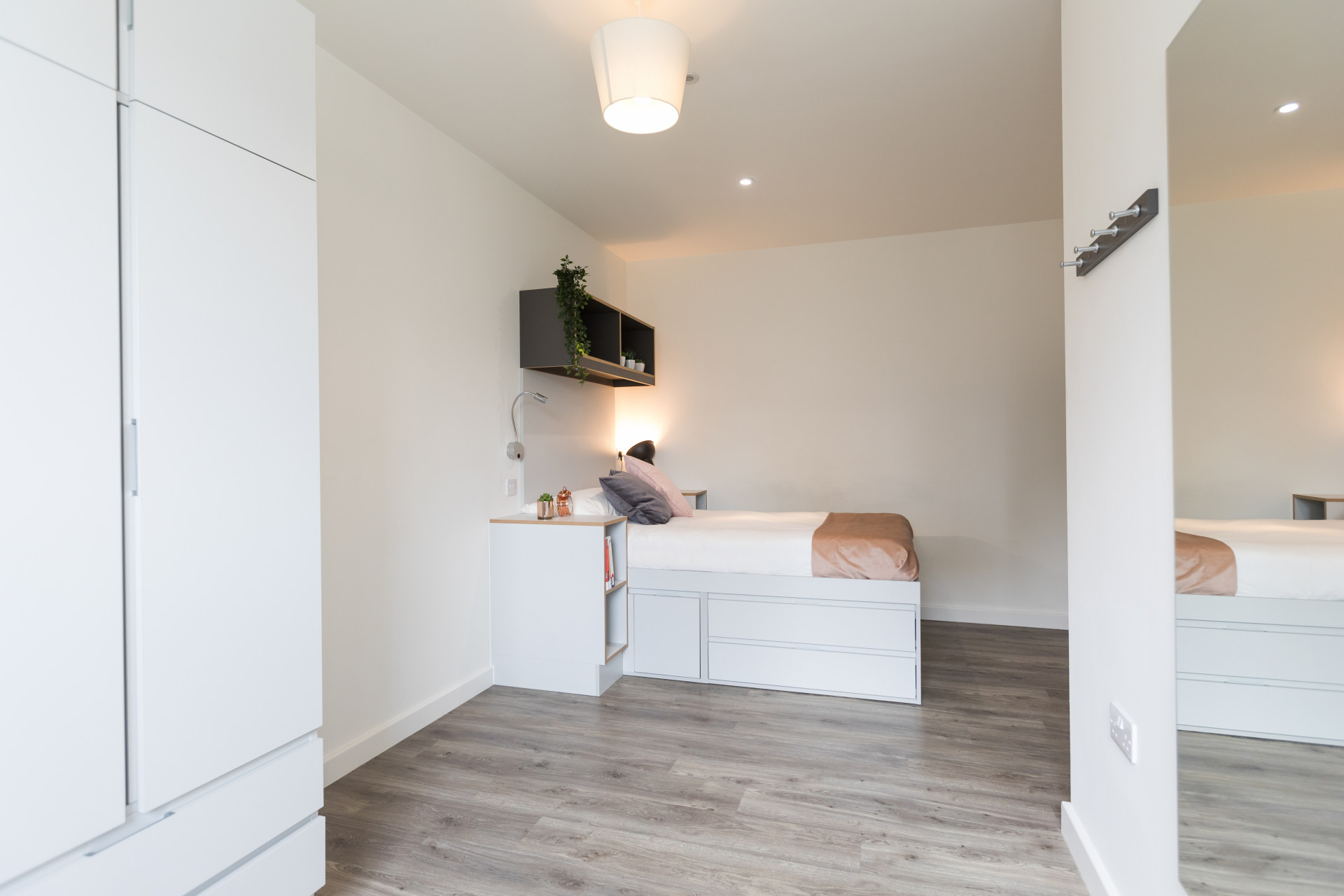 Gold Shared House student 1 bed flat to rent on Mill Road, Cambridge