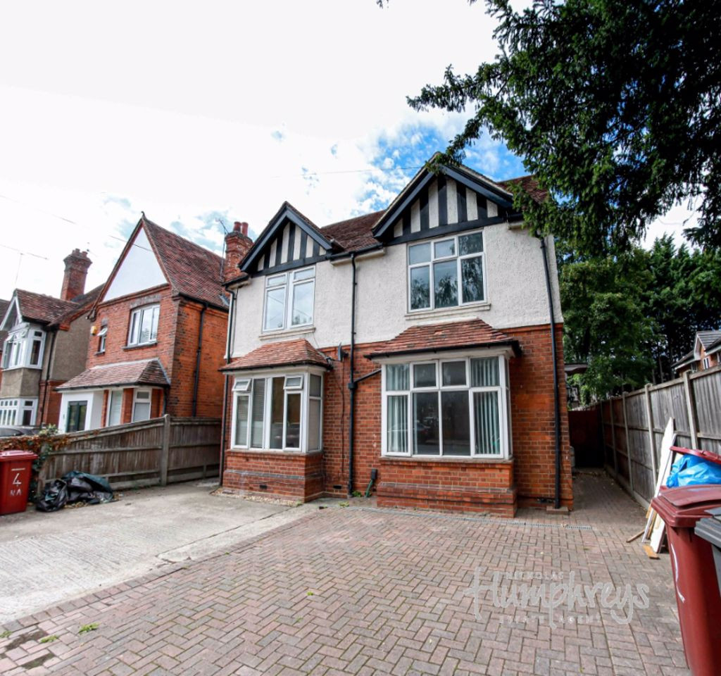 5 bed student house to rent on Northumberland Avenue, Reading, RG2 7PN