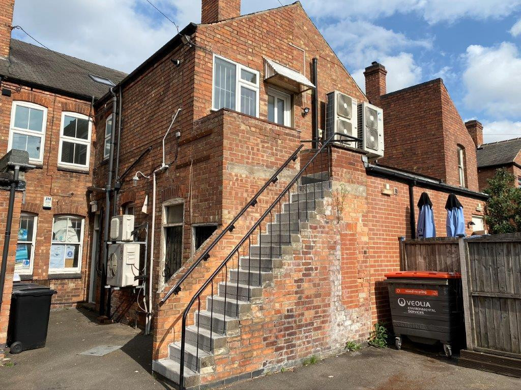 3 bed student house to rent on High Road, Nottingham, NG9 2JP StuRents