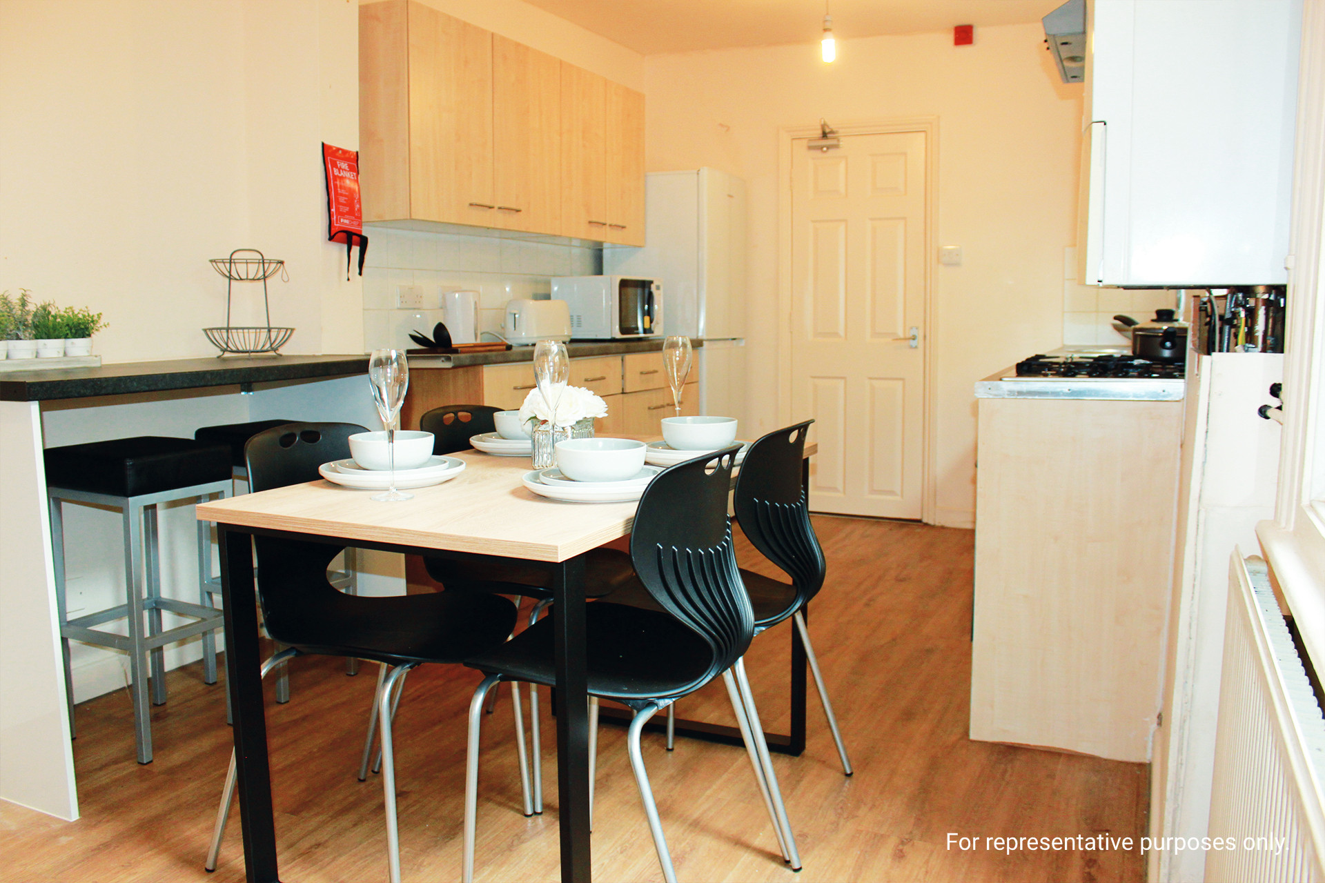 5 bed student house to rent on Victoria Road, Cambridge, CB4 3LF StuRents