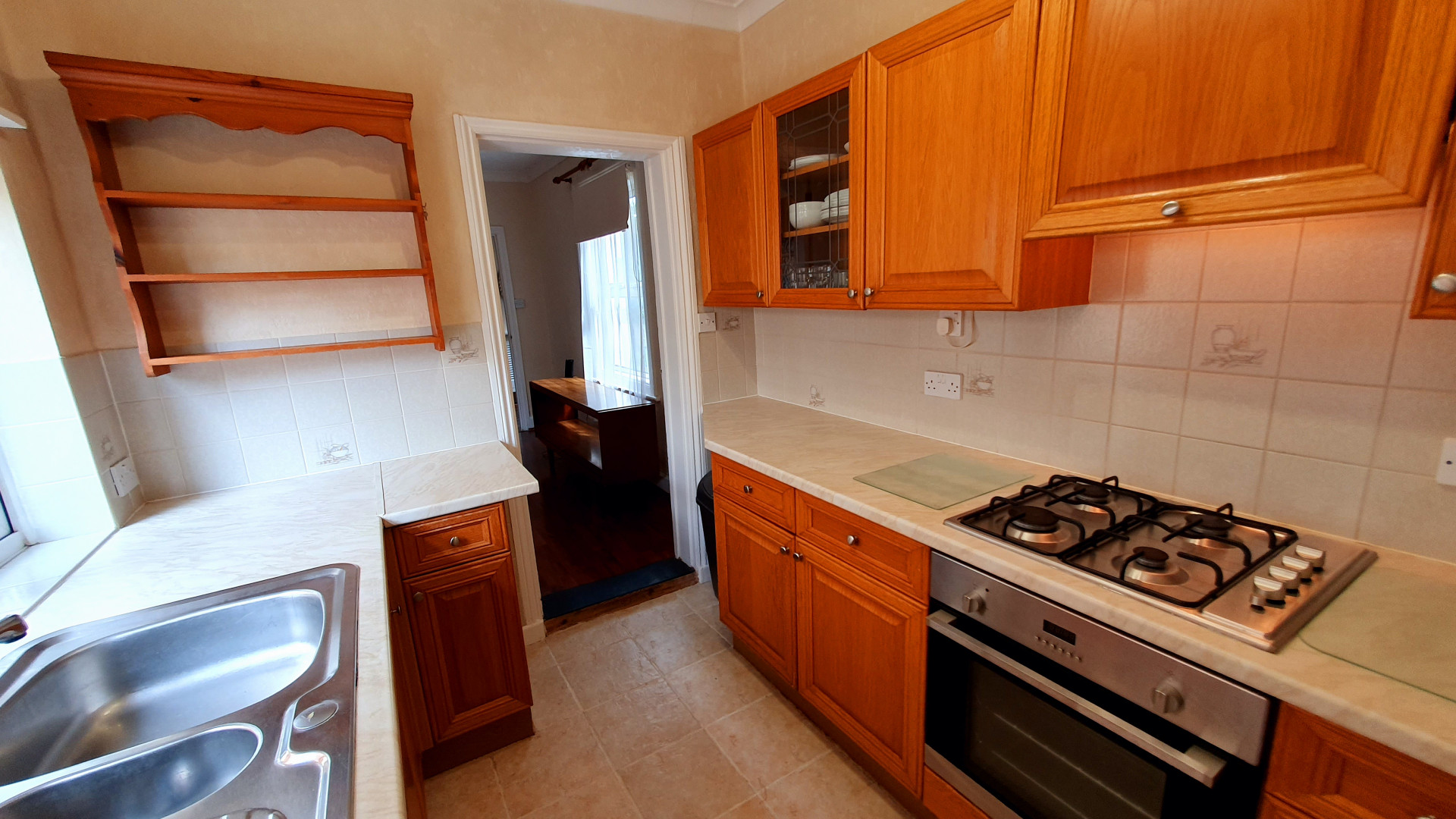 4 bed student house to rent on Howard Street, Gloucester, GL1 4UR