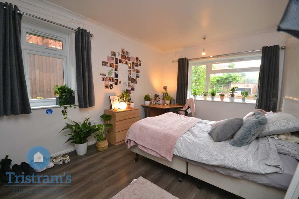 5 bed student house to rent on Oundle Drive, Nottingham, NG8 1BN StuRents