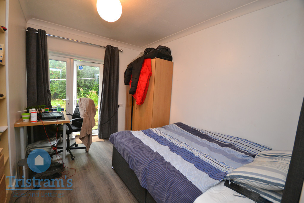 5 bed student house to rent on Oundle Drive, Nottingham, NG8 1BN StuRents