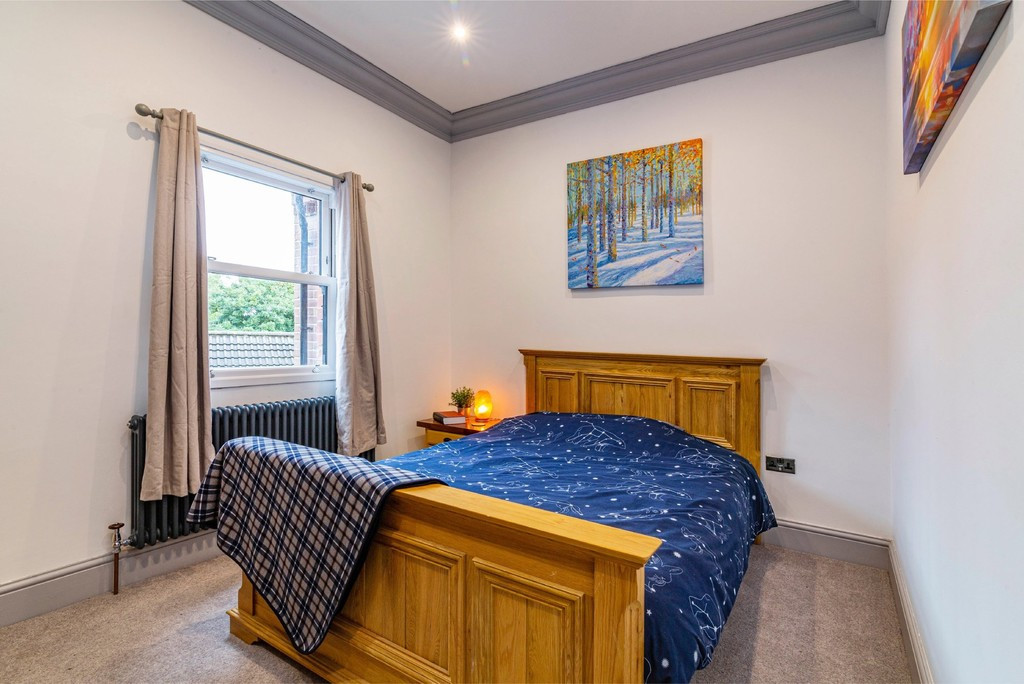 2 bed student house to rent on Woodborough Road, Nottingham, NG3 4LP