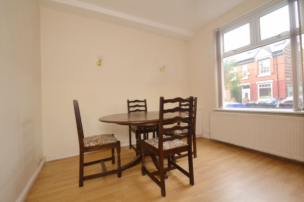 2 bed student house to rent on Thornton Road, Manchester, M14 7NU