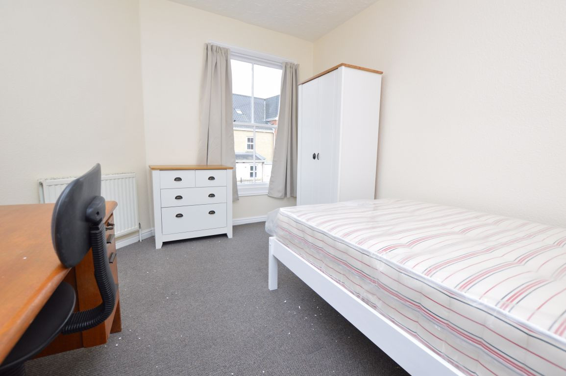 5 bed student house to rent on Brunswick Road, Norwich, NR2 2HA StuRents